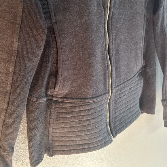 Lululemon Dark Grey Zip Up Gold Zipper - Picture 4 of 5